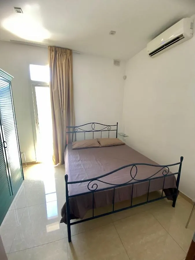 Homestay Daniel Maldonado Apartment Siggiewi
